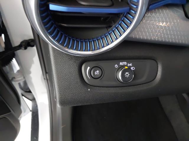 New 2026 Chevrolet Trax LT w/ Driver Confidence Package FWD image 24