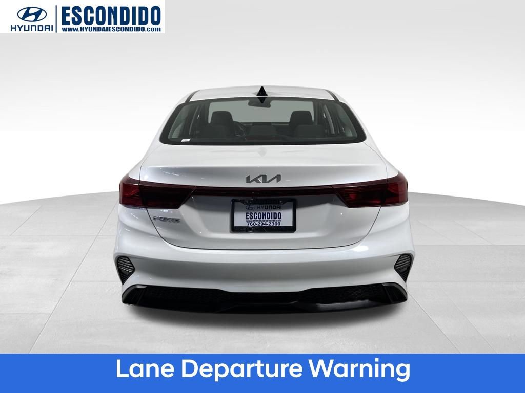 Used 2023 Kia Forte LXS image 4