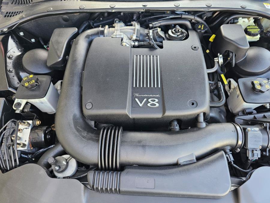 Used 2002 Ford Thunderbird RWD image 16