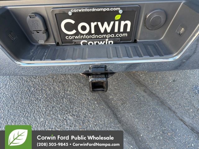 Used 2018 Chevrolet Silverado 1500 LT w/ All Star Edition AWD/4WD image 11