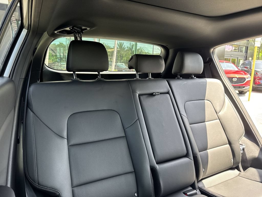 Used 2022 Kia Sportage Nightfall Edition FWD image 47