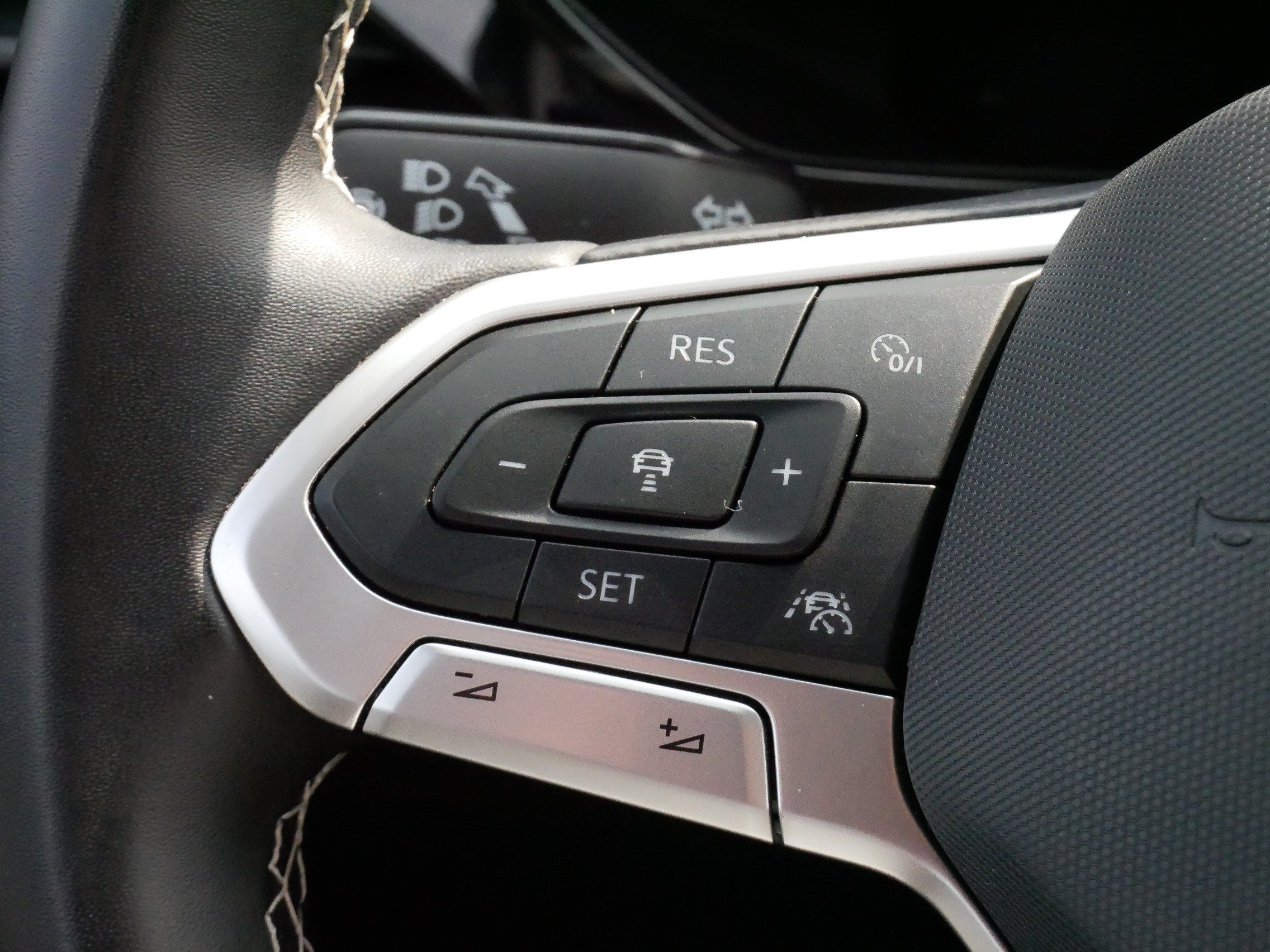 Certified 2024 Volkswagen Taos S AWD/4WD image 26