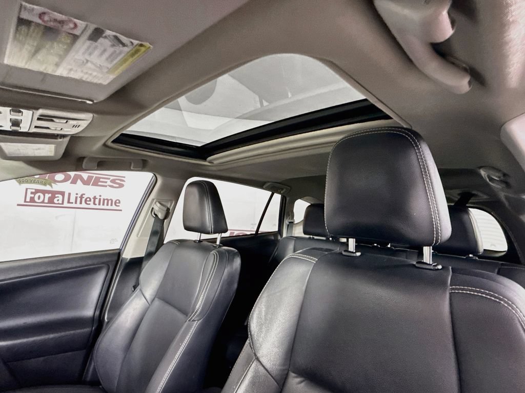 Used 2014 Toyota RAV4 Limited AWD/4WD image 10