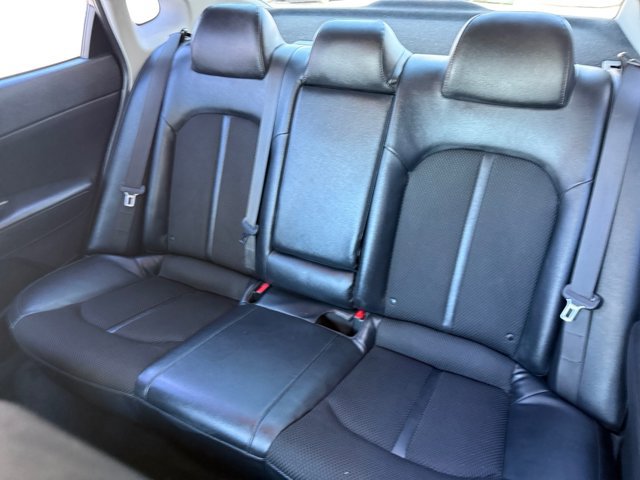 Used 2020 Kia Optima S image 11