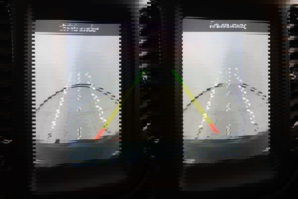 Used 2018 Jeep Compass Trailhawk w/ Safe & Security Group image 10