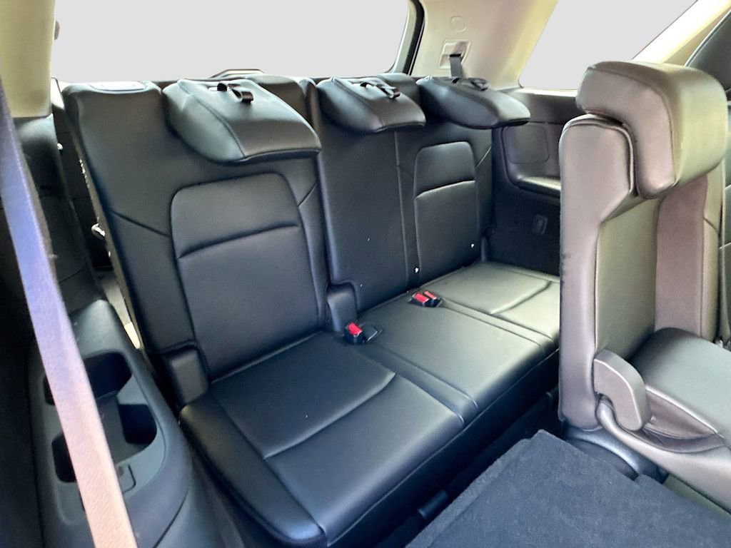 Used 2024 Nissan Pathfinder SL image 27