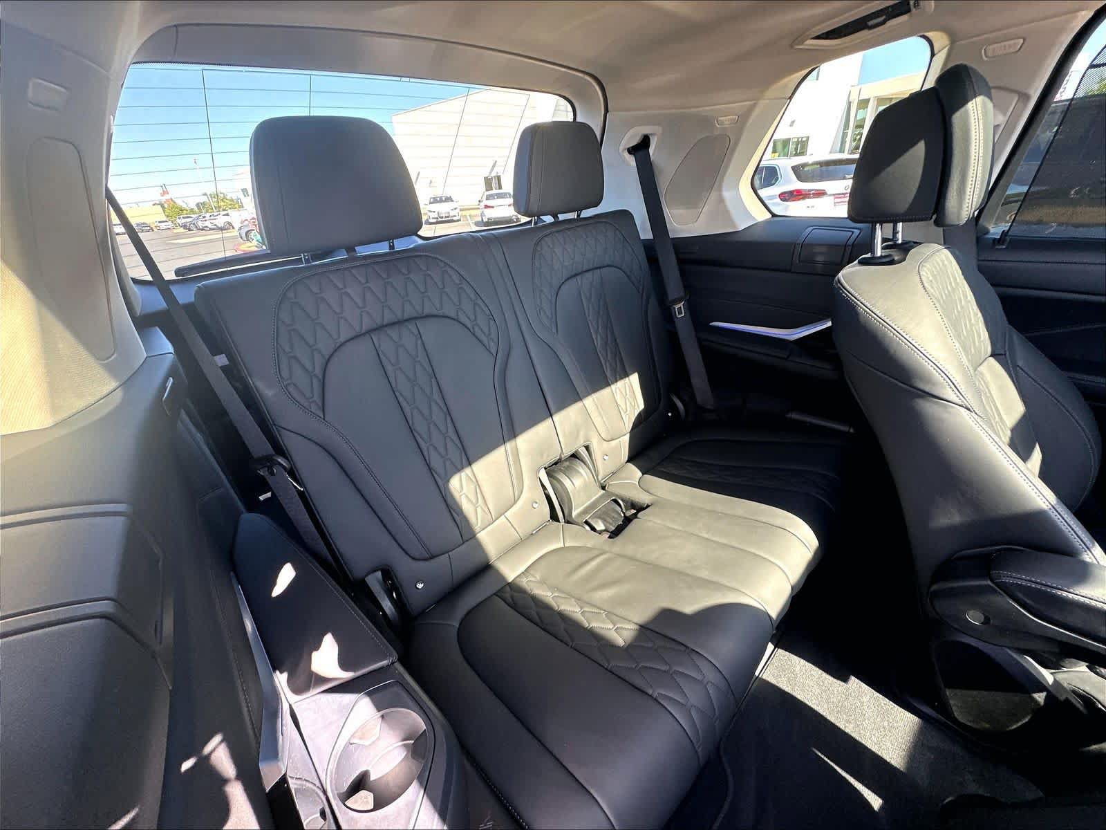 Certified 2024 BMW X7 xDrive40i AWD/4WD image 29