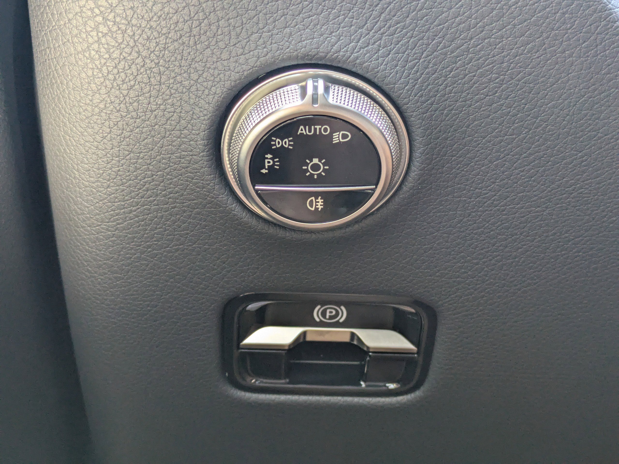 New 2026 Mercedes-Benz GLC 43 AMG 4MATIC Coupe image 30