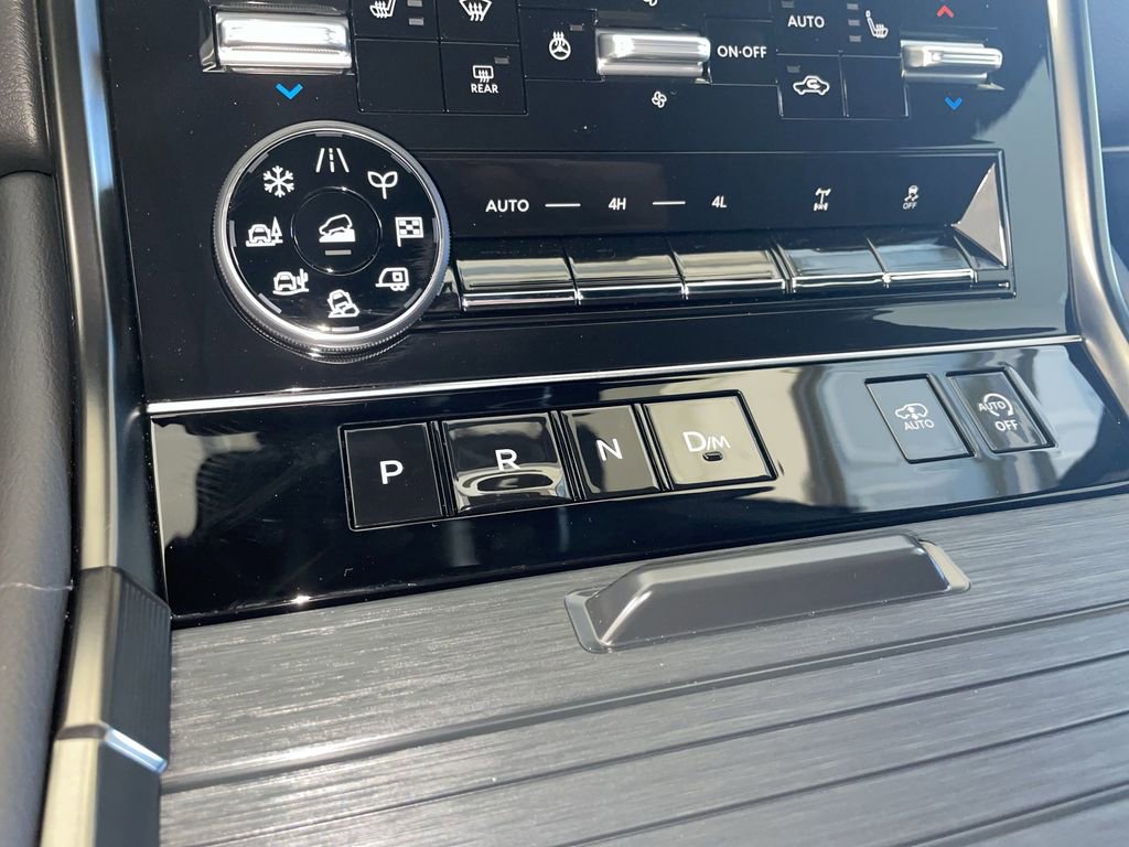 New 2026 Nissan Armada PRO-4X w/ Captain's Chari Seat Package image 34