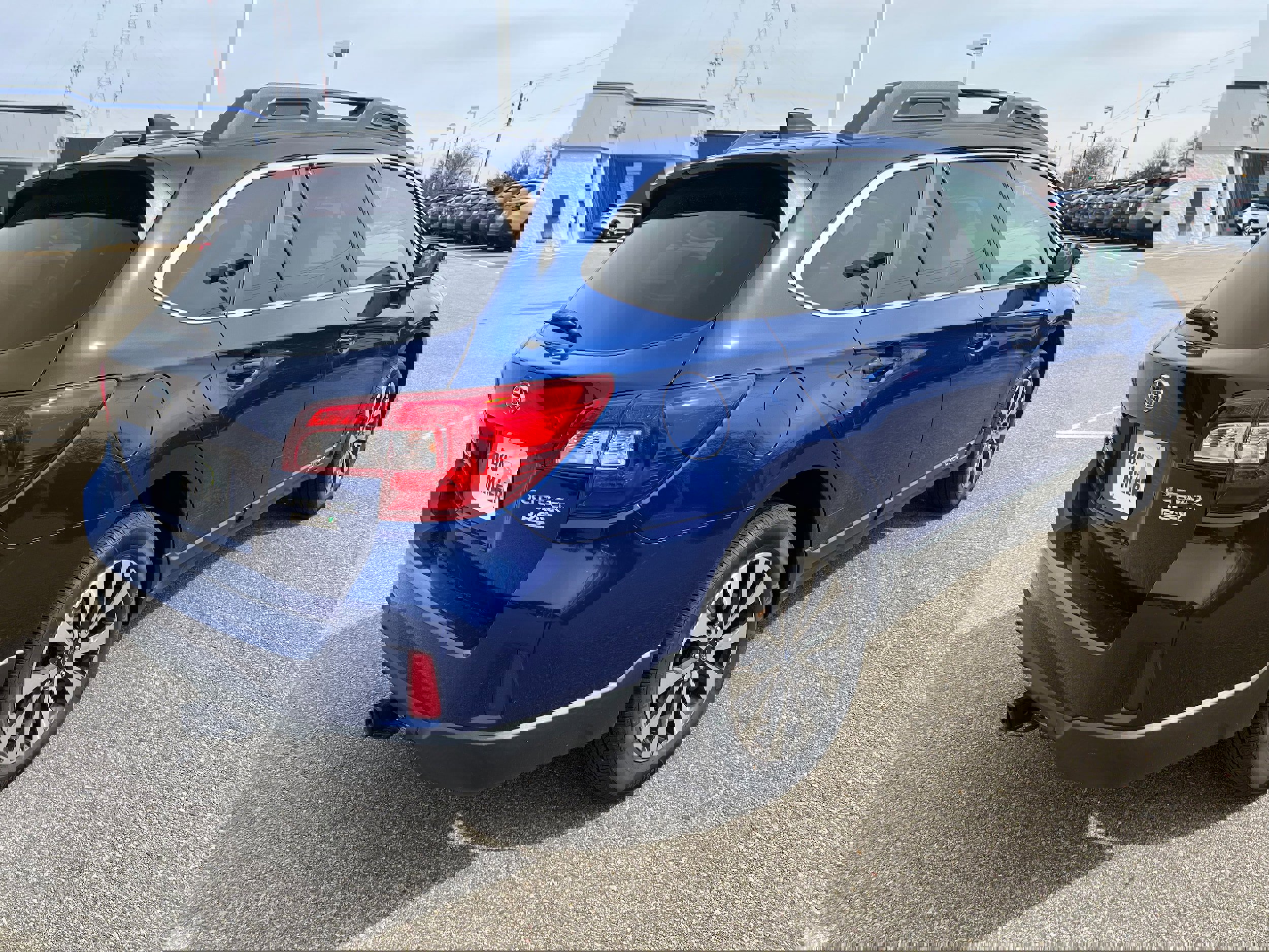 Used 2016 Subaru Outback 2.5i Limited image 7