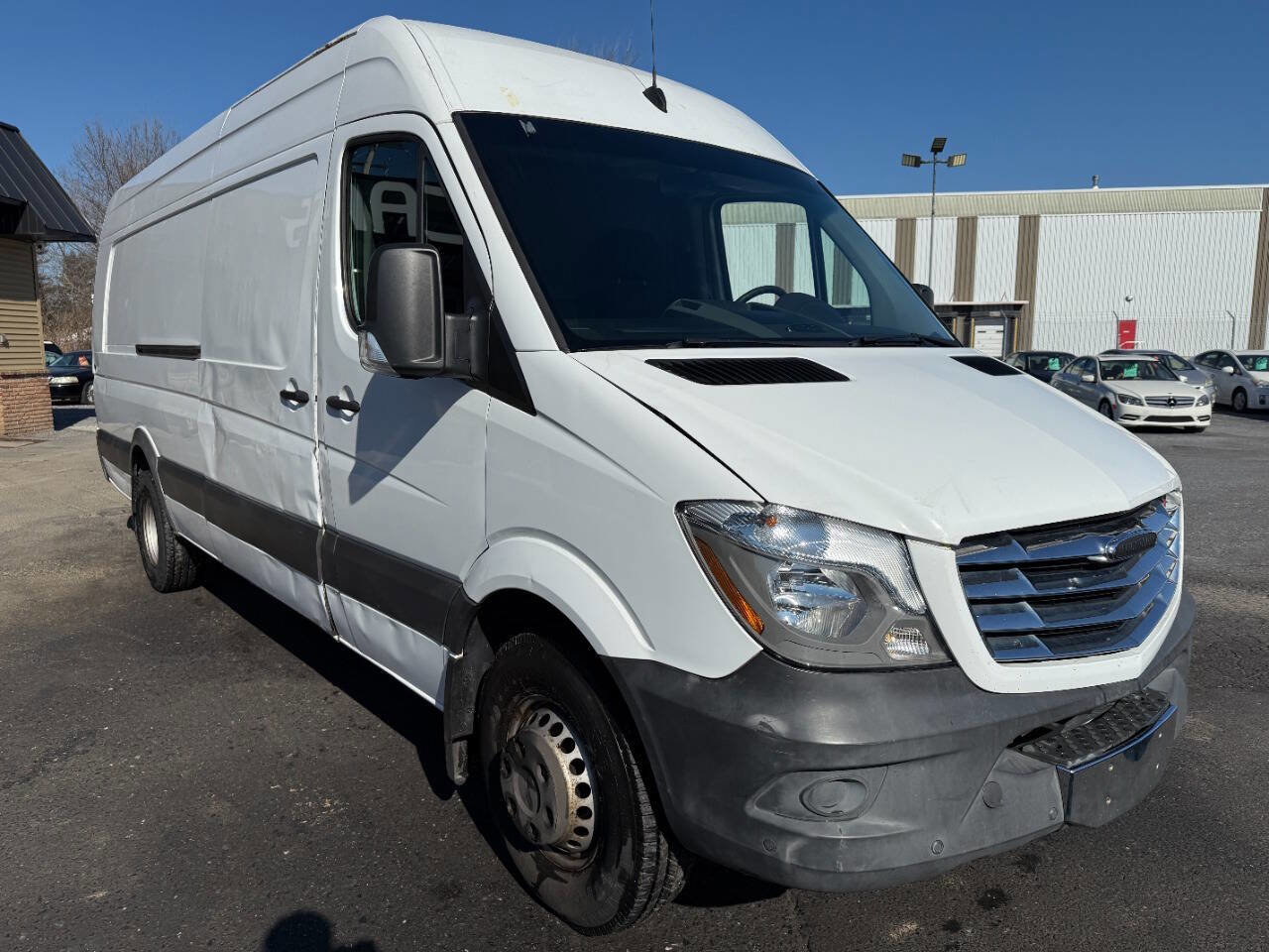 Used 2014 Freightliner Sprinter 3500 image 3