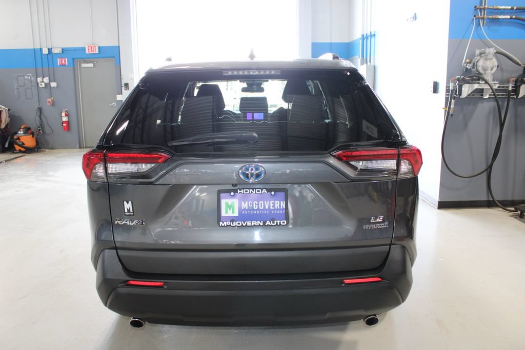 Used 2024 Toyota RAV4 LE AWD/4WD image 20