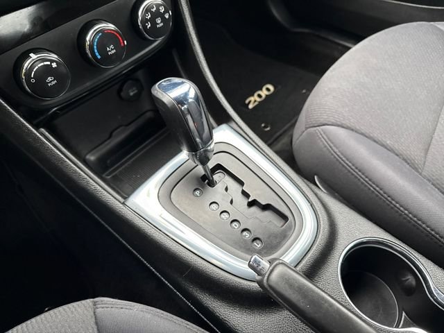 Used 2013 Chrysler 200 LX image 24