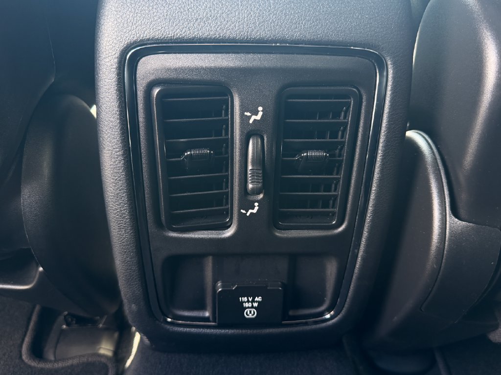 Used 2019 Jeep Grand Cherokee Altitude RWD image 32