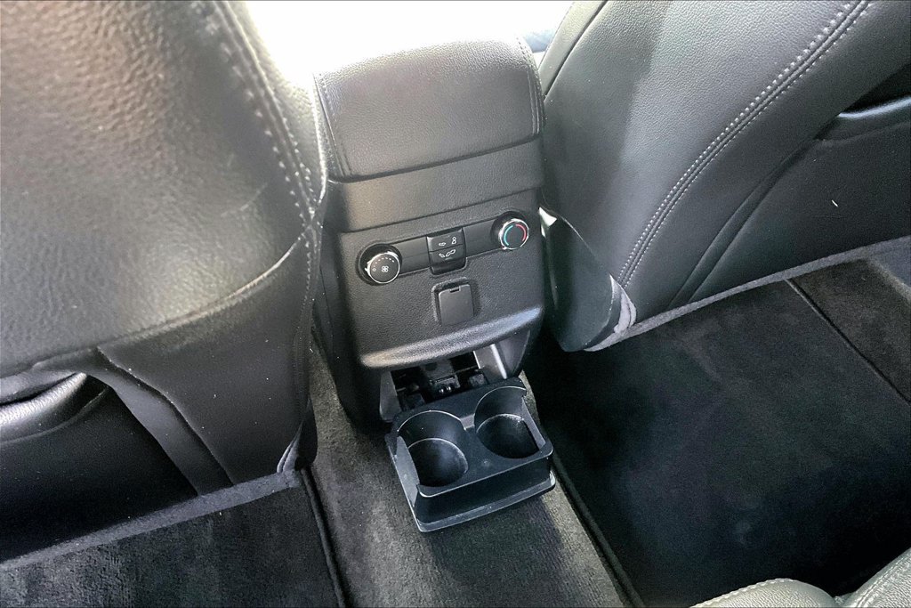 Used 2018 Ford Explorer XLT w/ Equipment Group 202A AWD/4WD image 24
