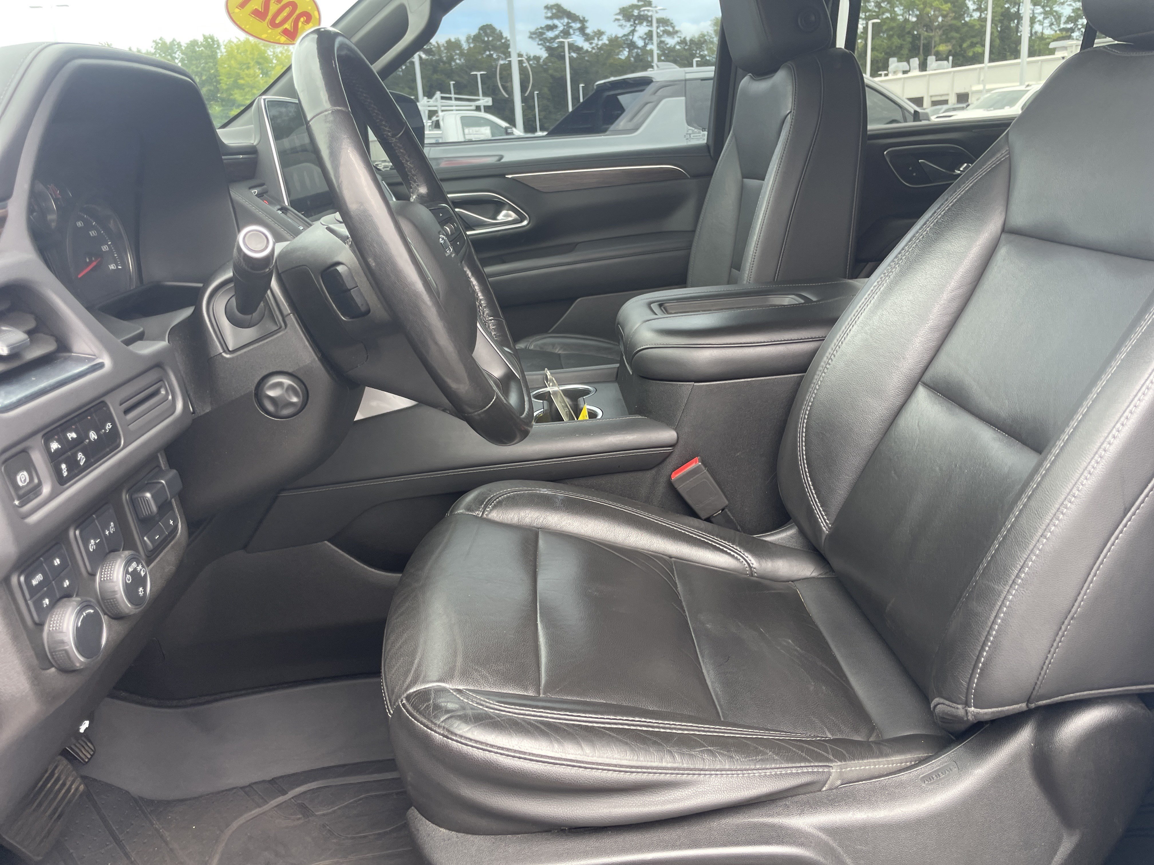 Used 2021 Chevrolet Tahoe Z71 w/ Z71 Signature Package AWD/4WD image 16