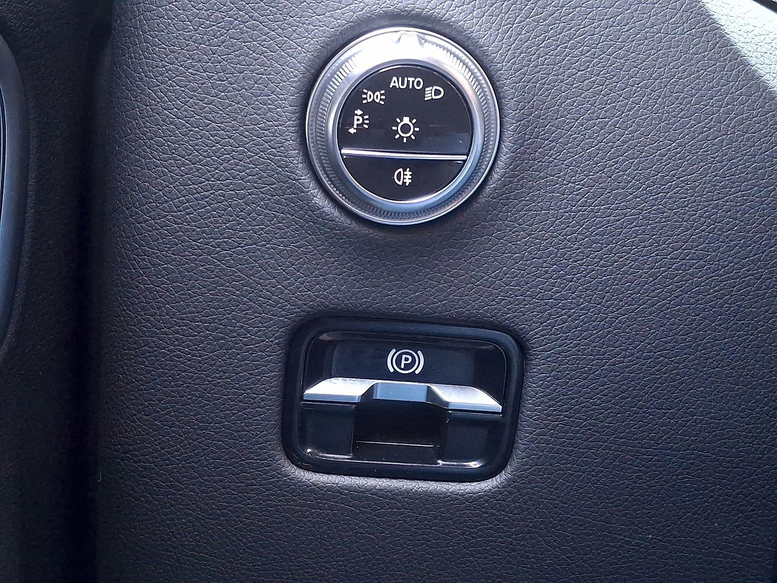 Certified 2023 Mercedes-Benz GLC 300 4MATIC image 26