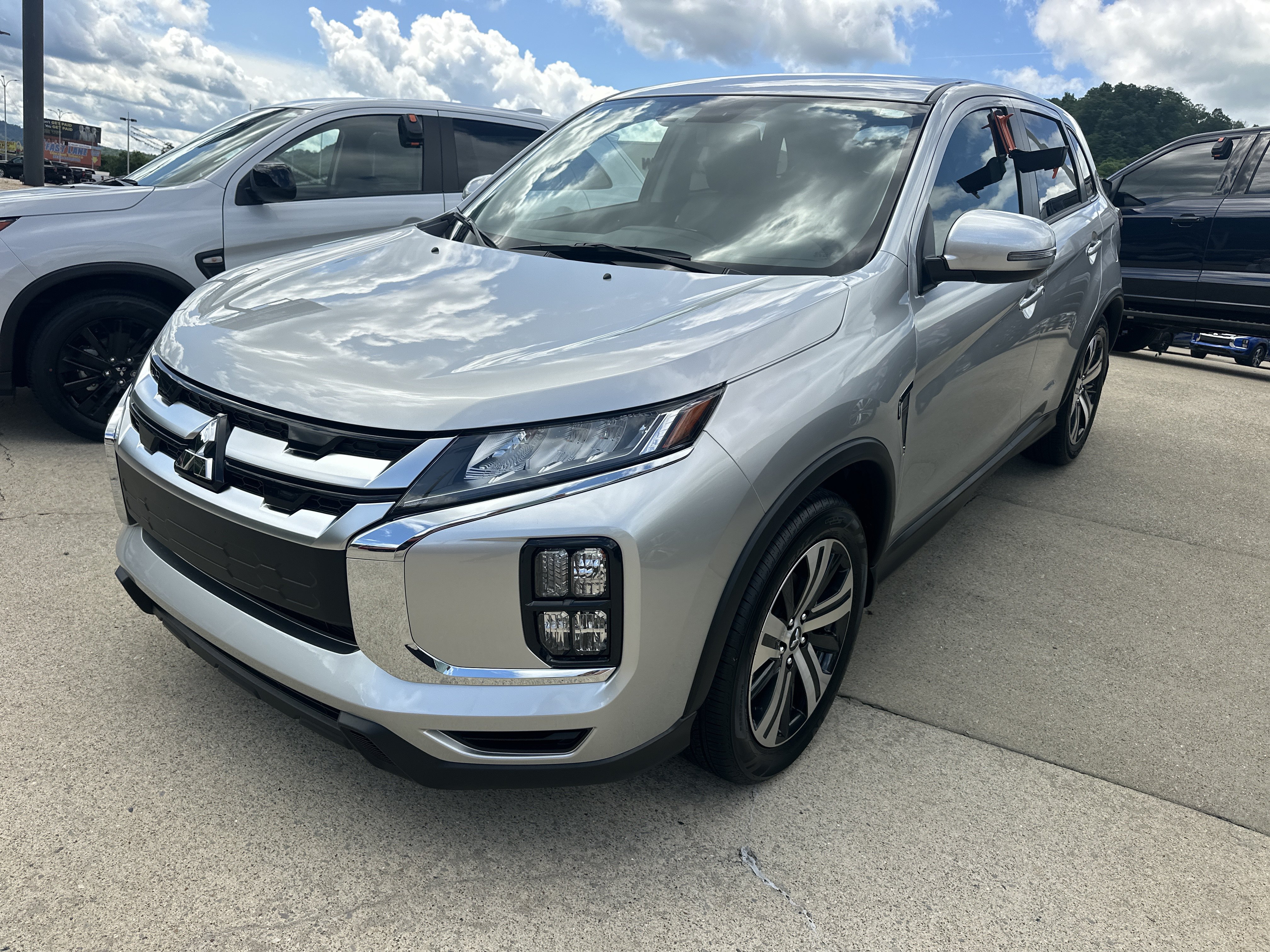 New 2026 Mitsubishi Outlander Sport SE AWD/4WD image 6
