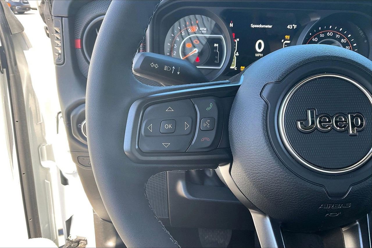 New 2026 Jeep Wrangler Unlimited Rubicon image 24