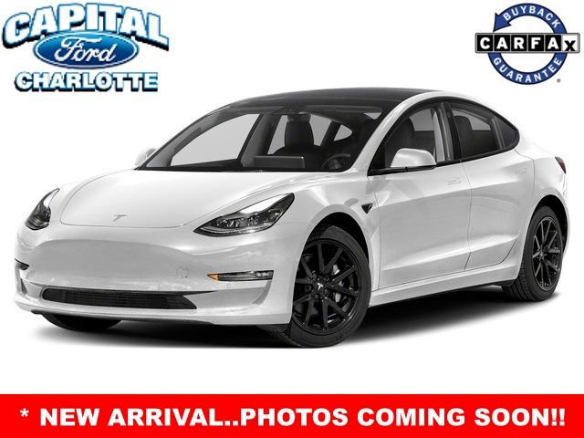 Used 2023 Tesla Model 3 Standard Range image 2