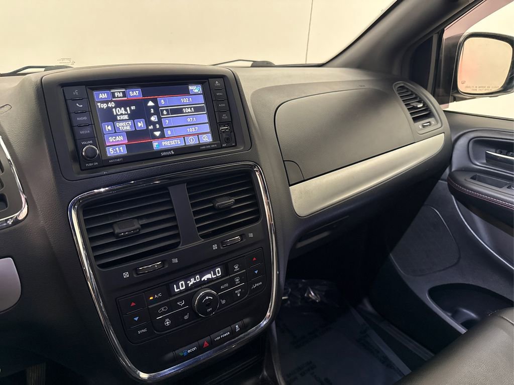 Used 2019 Dodge Grand Caravan GT image 37