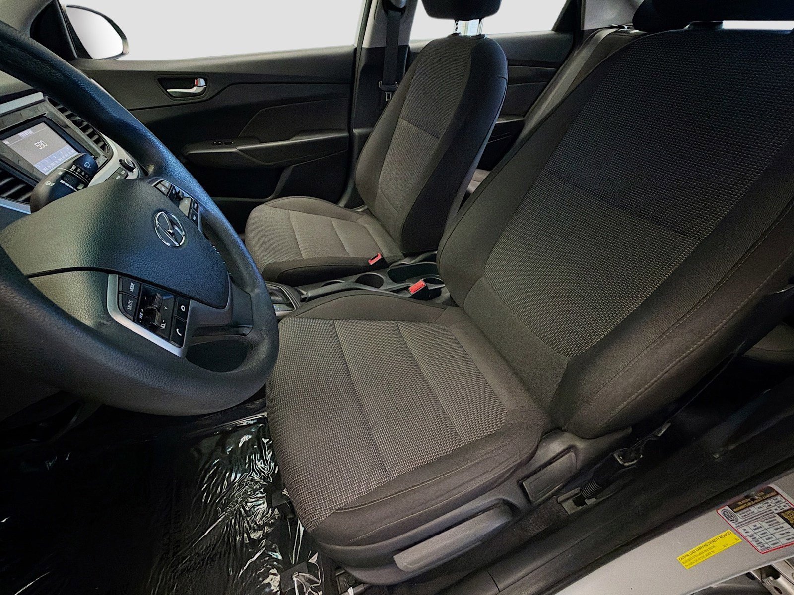 Used 2019 Hyundai Accent SE FWD image 11
