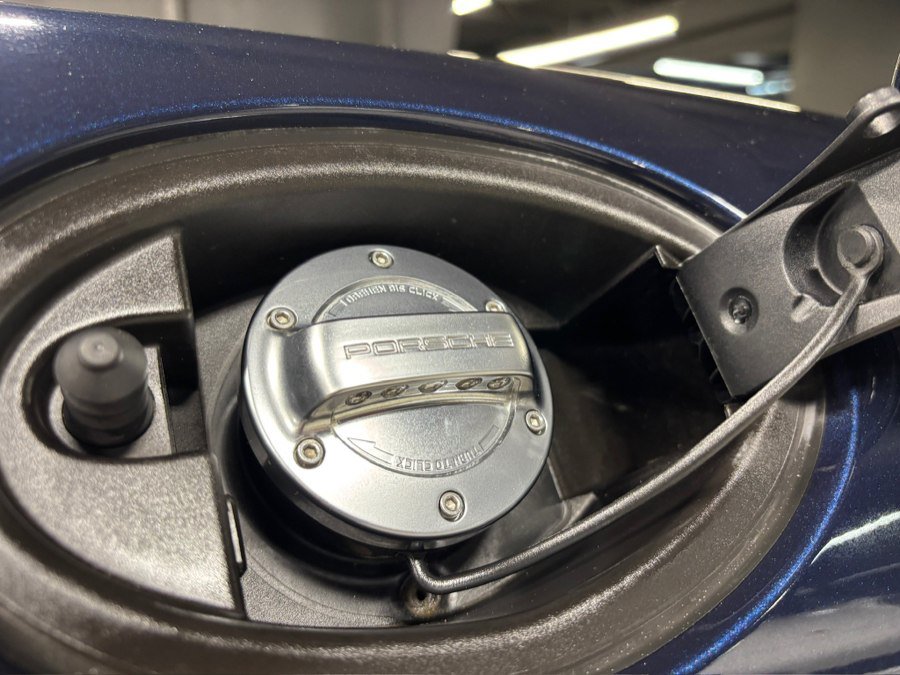 Used 2019 Porsche 911 Carrera GTS RWD image 18