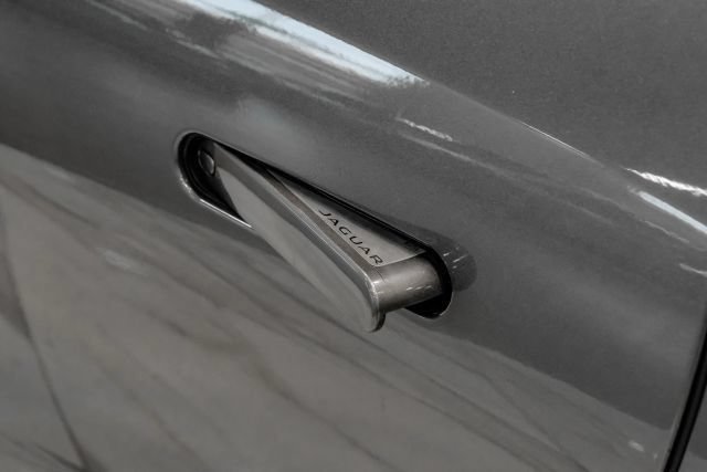 Used 2017 Jaguar F-TYPE S AWD/4WD image 32