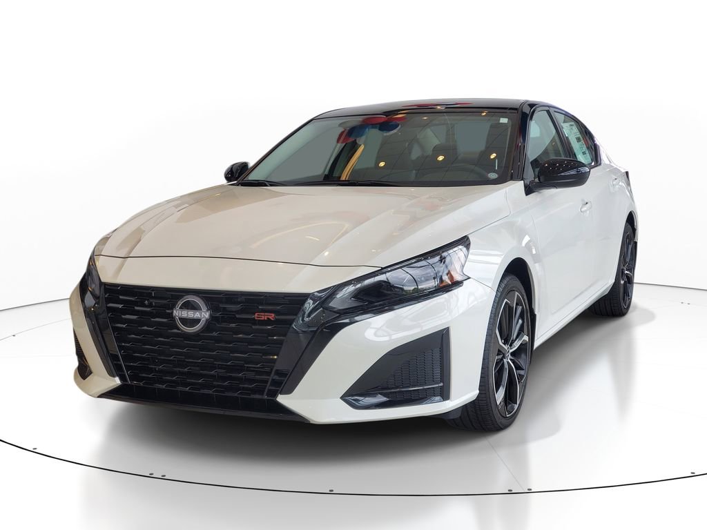 New 2026 Nissan Altima 2.5 SR AWD/4WD image 2