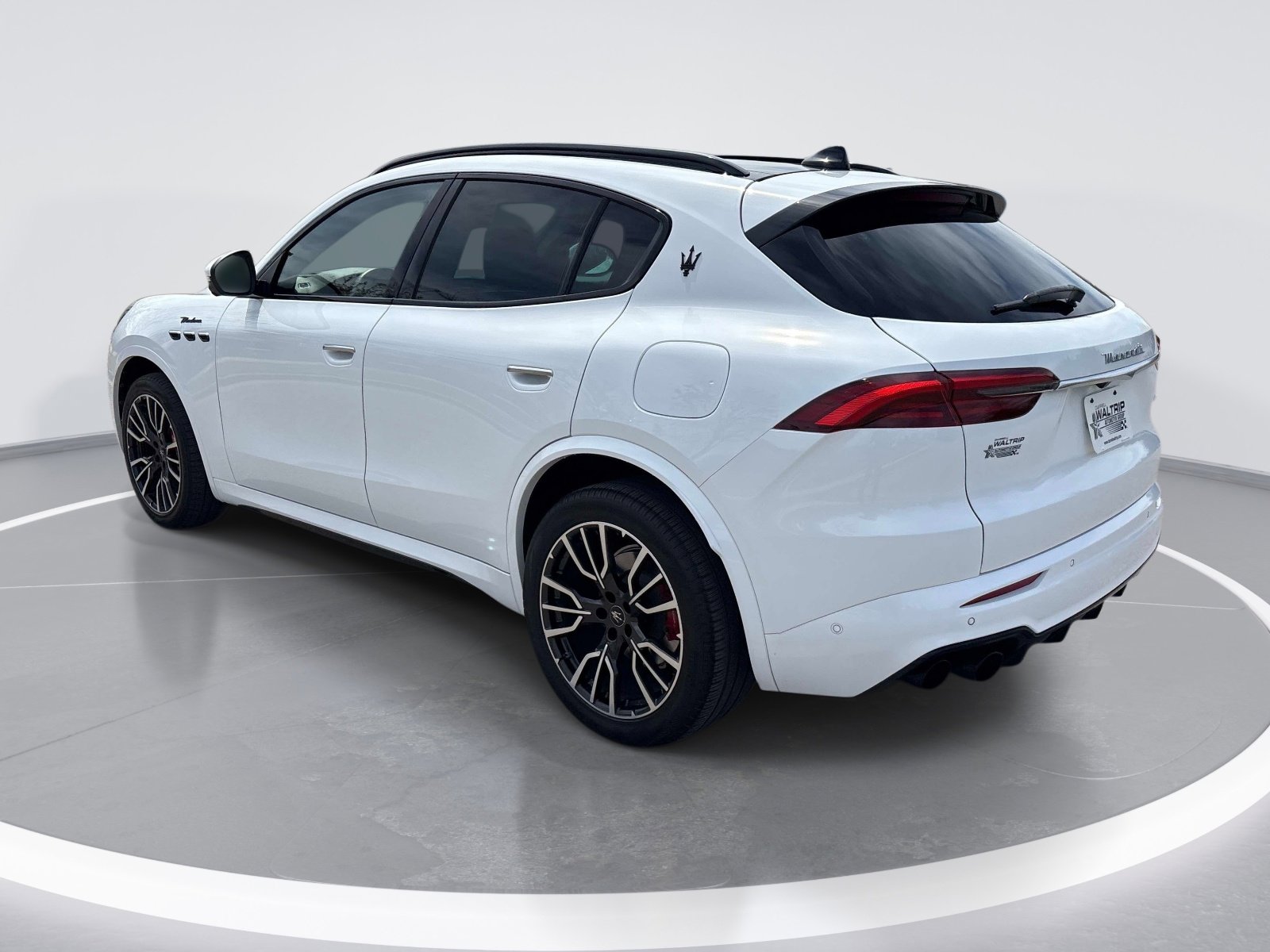 Used 2023 Maserati Grecale Modena image 6