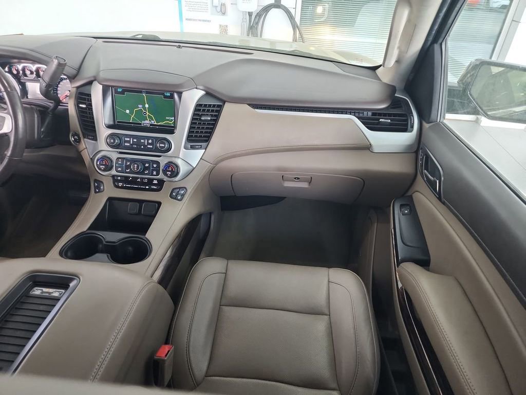 Used 2017 GMC Yukon SLT w/ Open Road Package image 29