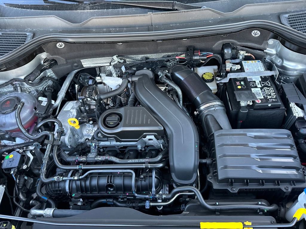 New 2026 Volkswagen Taos SEL image 30