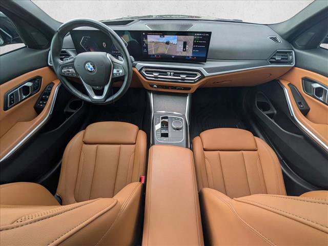 Used 2023 BMW 330i Sedan w/ Premium Package image 18