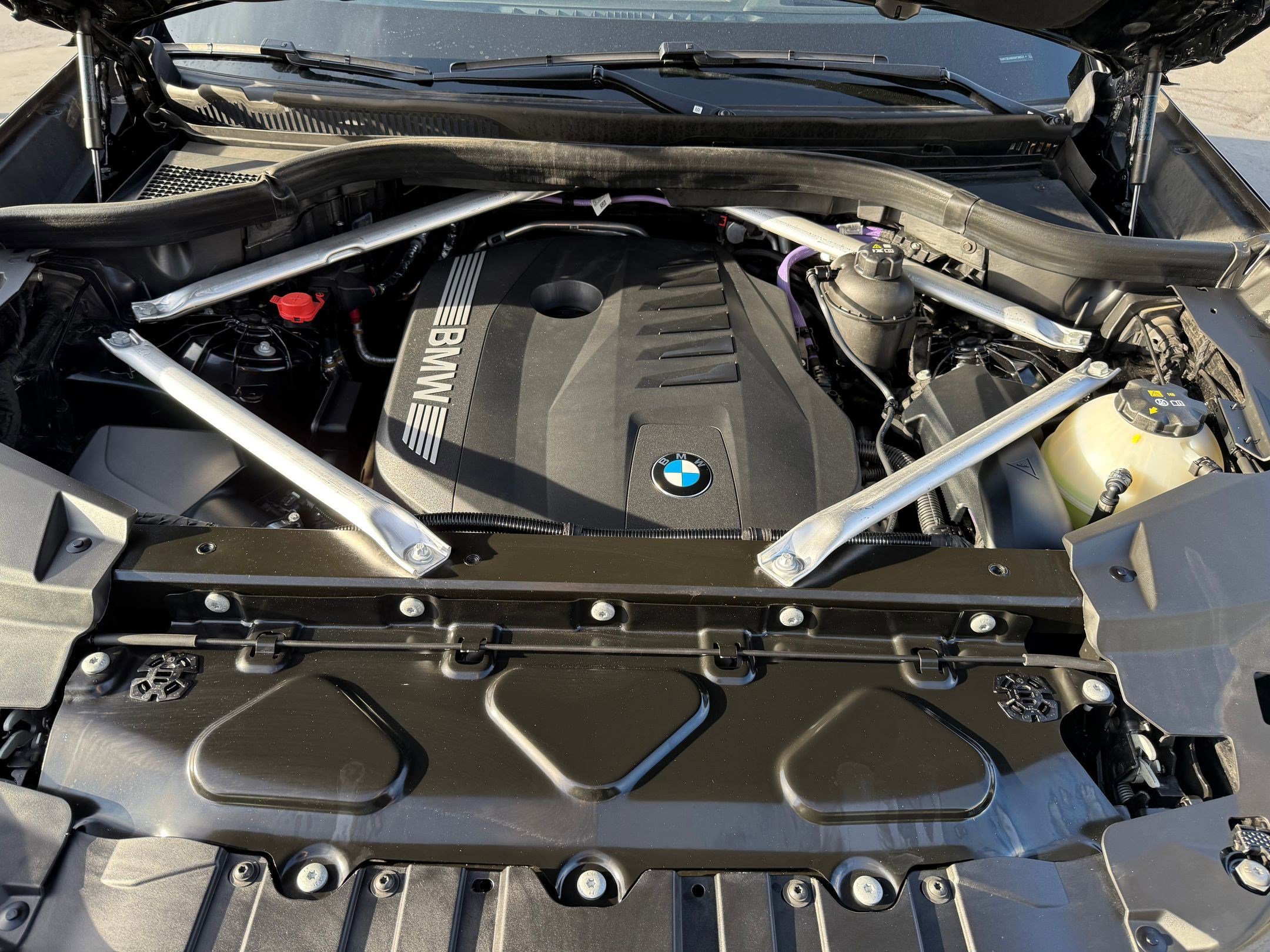 Used 2025 BMW X5 sDrive40i w/ Premium Package image 34