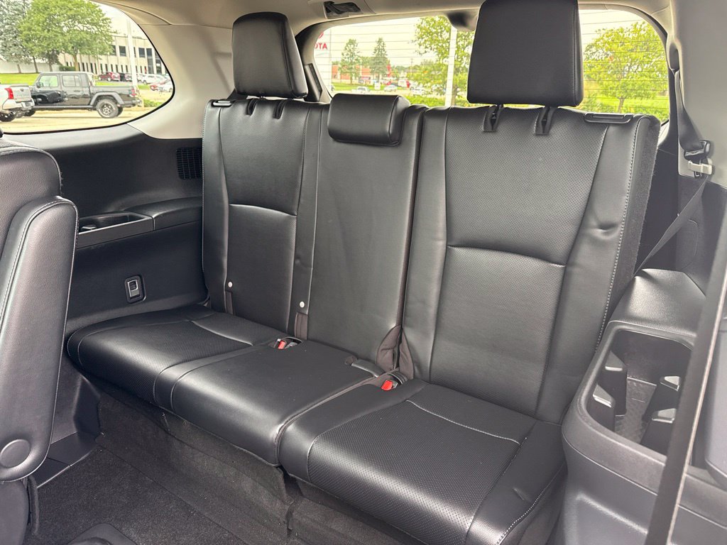 Certified 2024 Toyota Grand Highlander AWD image 11
