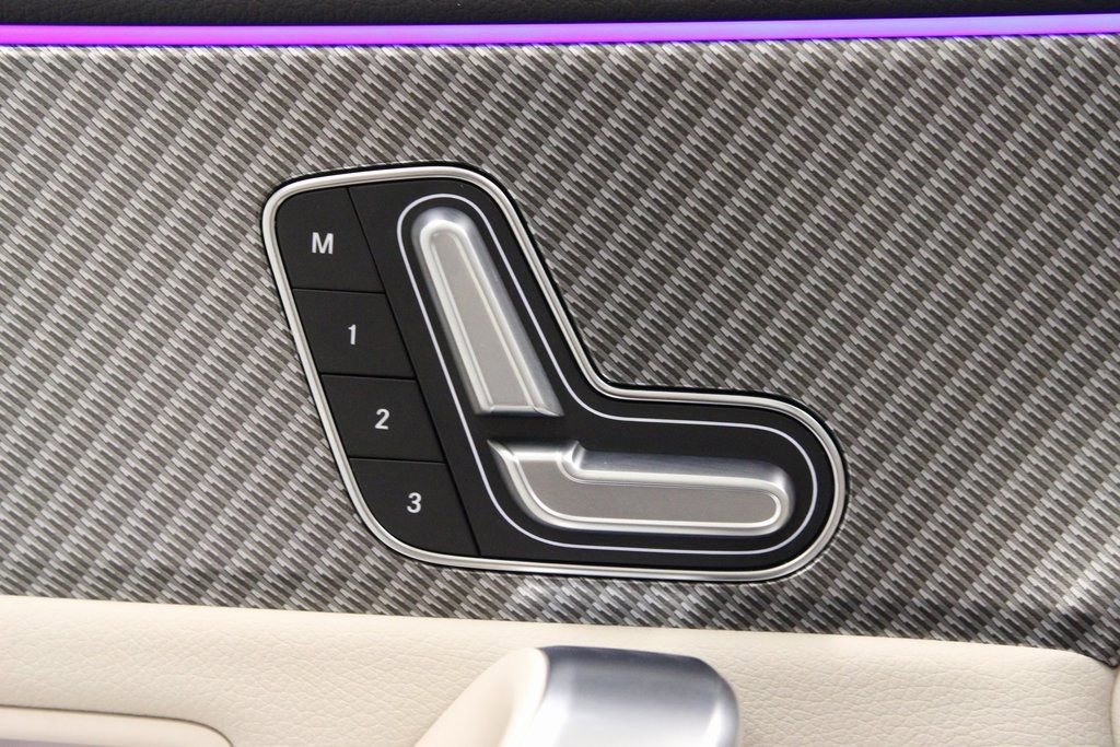 Certified 2025 Mercedes-Benz CLA 250 4MATIC image 23