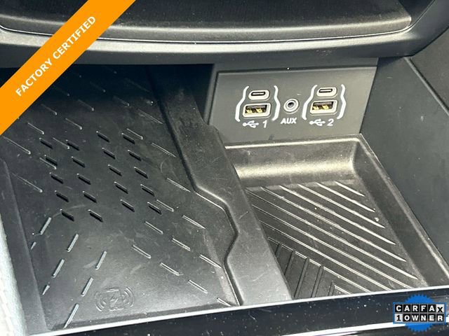 Used 2025 Chrysler Pacifica Premium FWD image 37