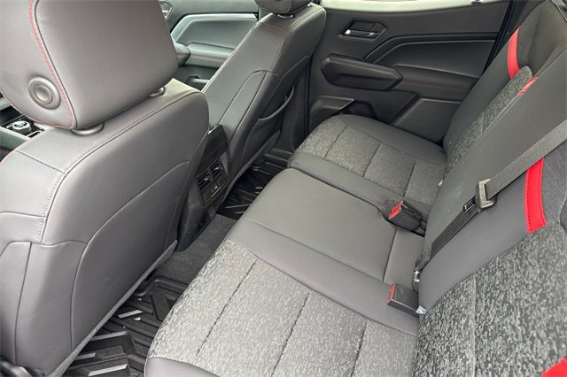 Used 2024 Chevrolet Colorado Z71 w/ Advanced Trailering Package image 15