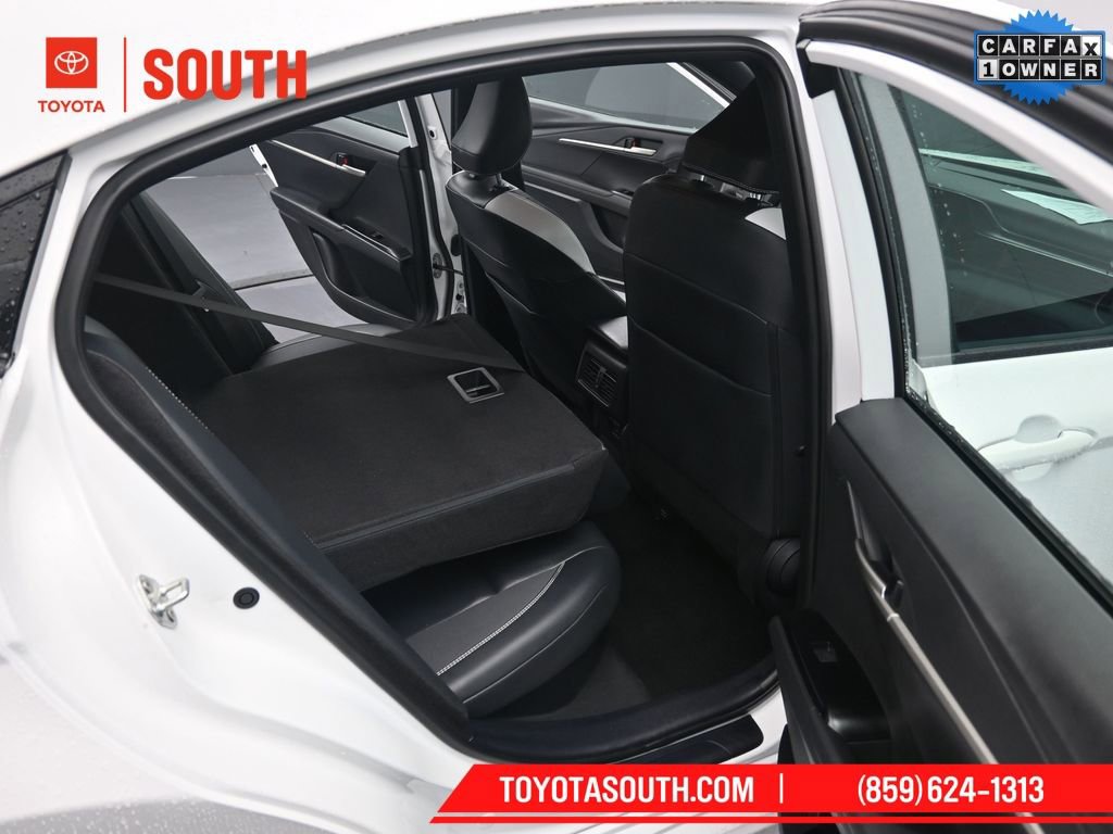 Certified 2025 Toyota Camry SE image 31