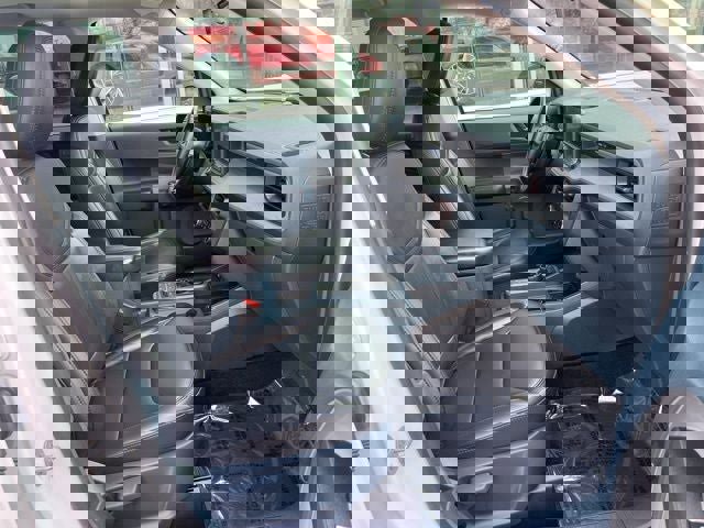 Certified 2024 Ford Maverick Lariat w/ Black Appearance Package image 21