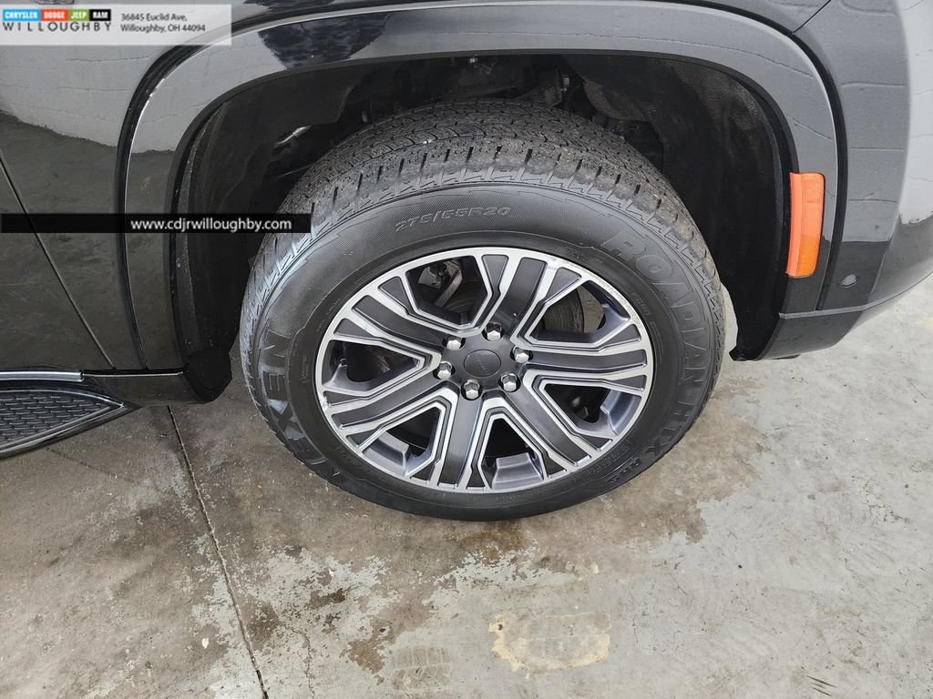 Used 2024 Jeep Wagoneer Series II AWD/4WD image 40