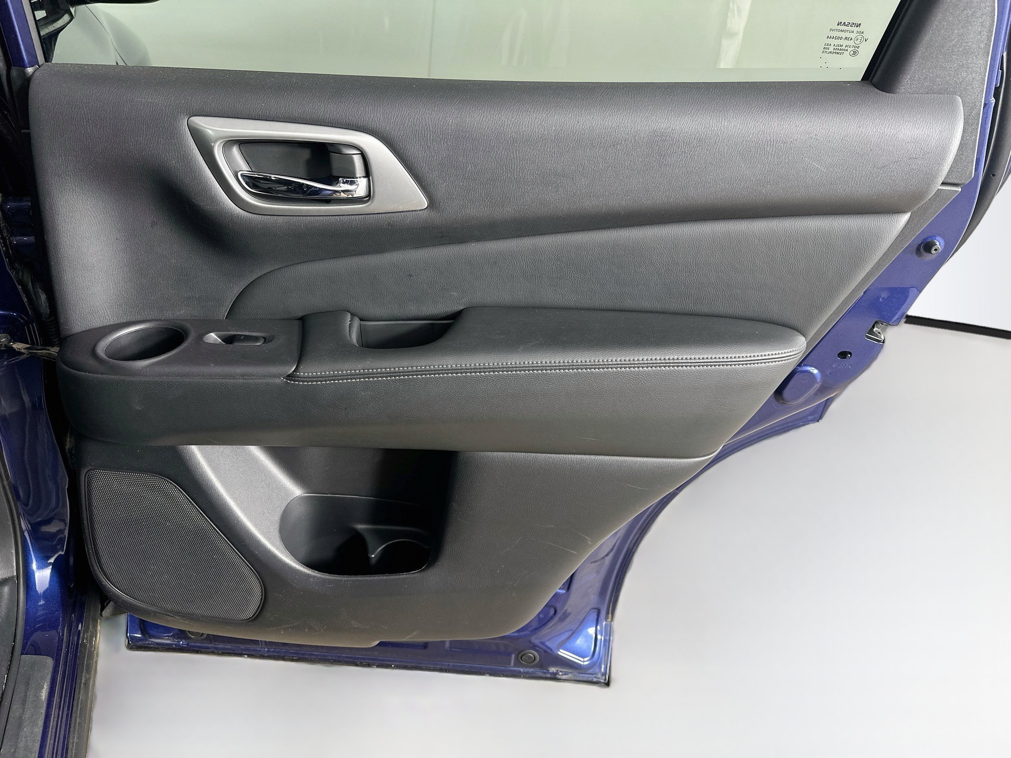Used 2018 Nissan Pathfinder S FWD image 30