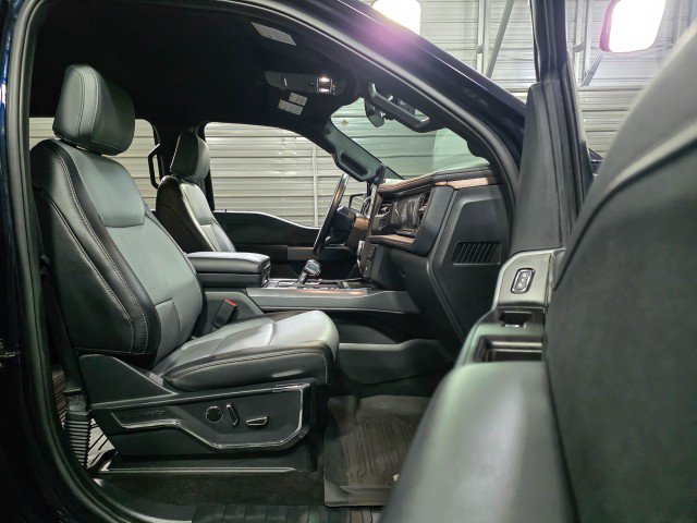 Used 2022 Ford F150 Lightning Lariat image 18