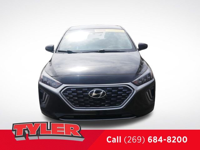 Used 2022 Hyundai Ioniq SEL FWD image 2