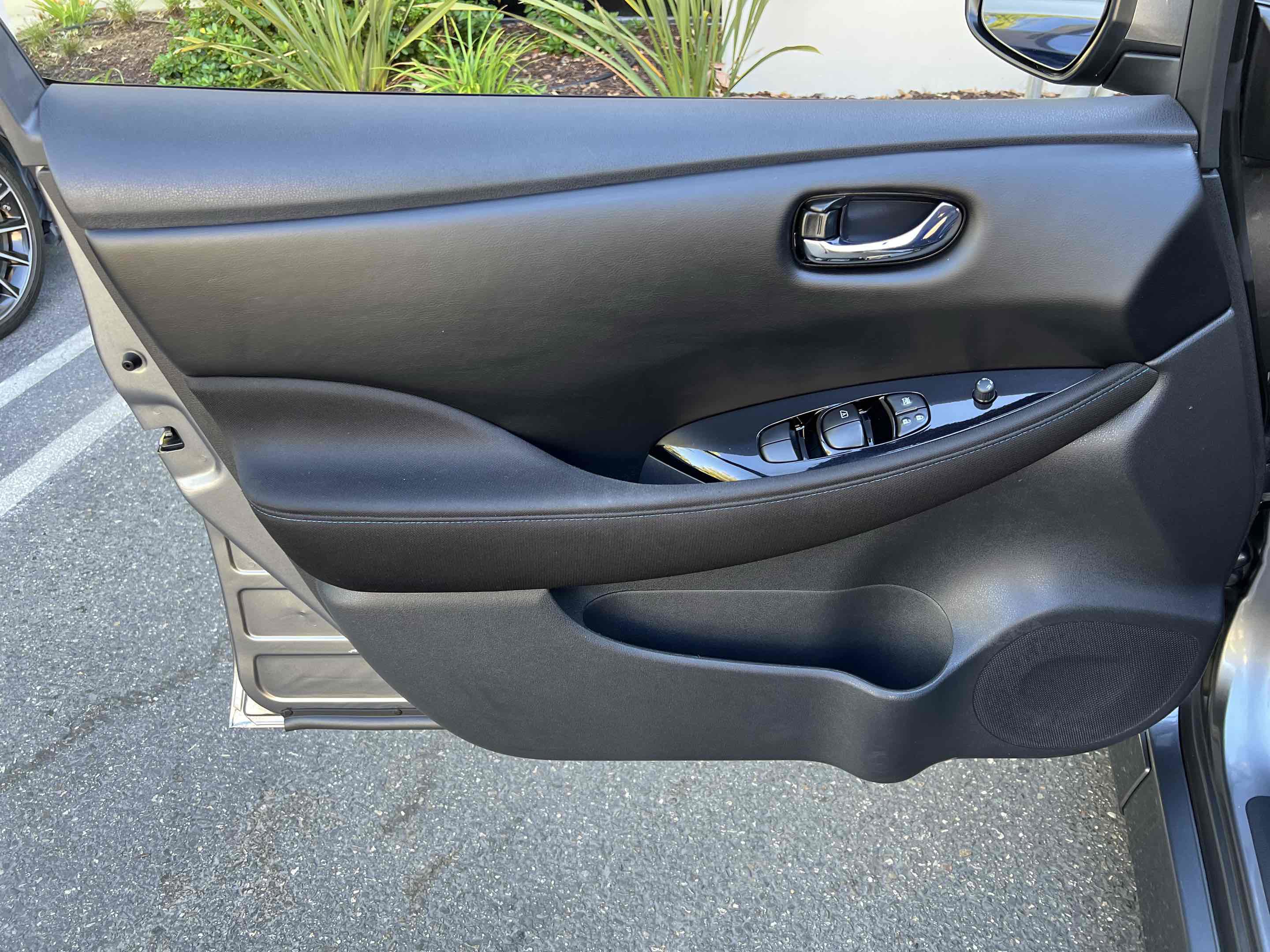 Used 2022 Nissan Leaf SV Plus w/ Protection Package FWD image 35
