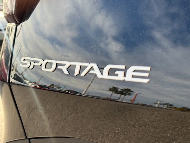 New 2026 Kia Sportage EX image 9