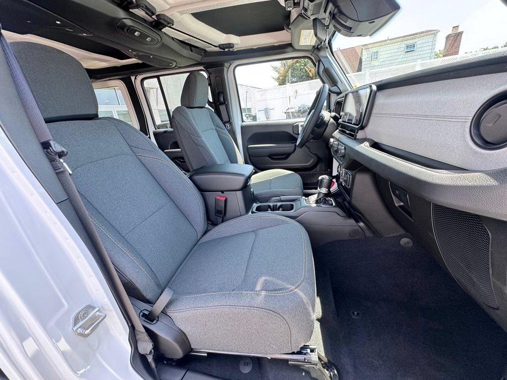 New 2026 Jeep Wrangler Unlimited Sport AWD/4WD image 18