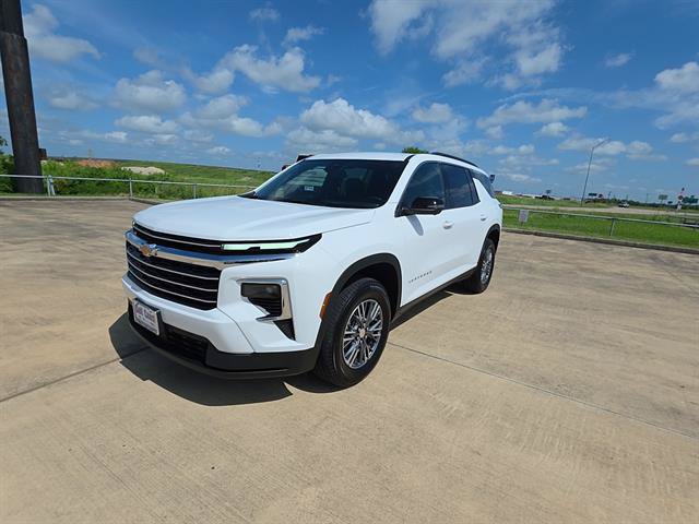 Used 2025 Chevrolet Traverse LT w/ Driver Confidence Package FWD video 1