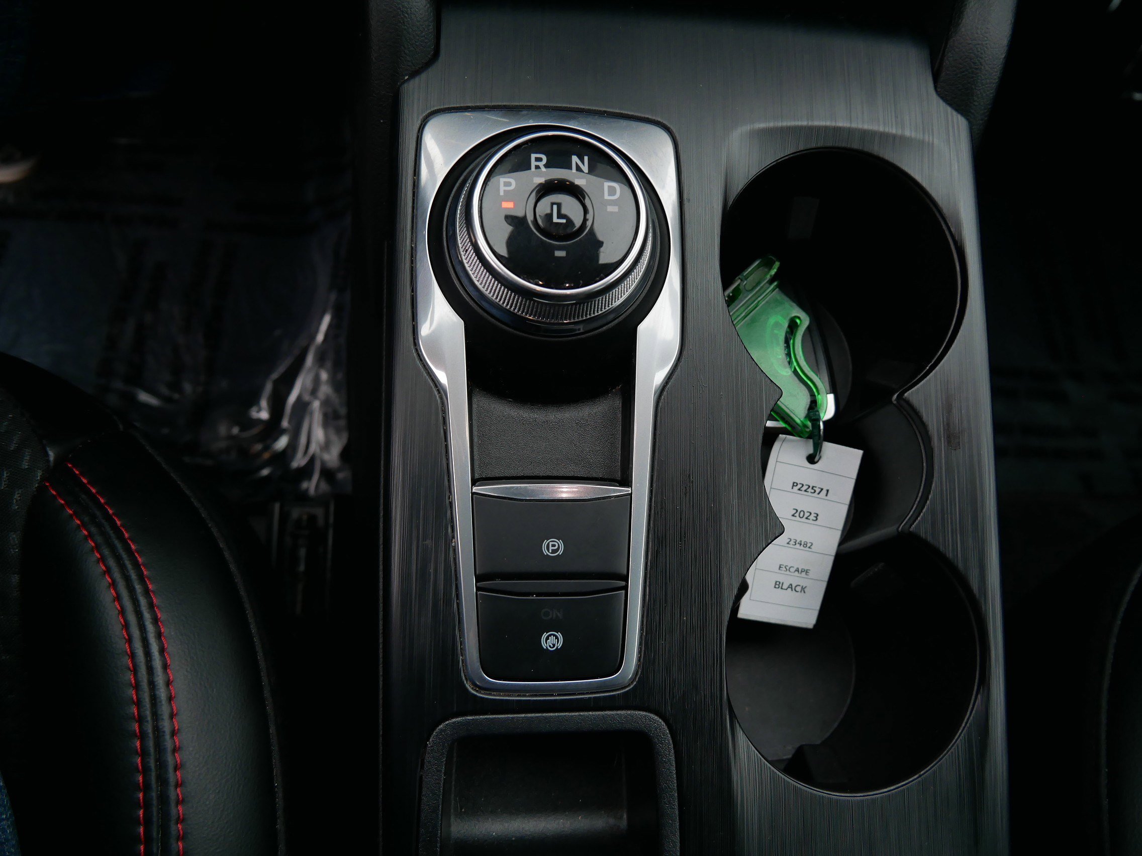 Used 2023 Ford Escape ST-Line w/ Tech Pack #1 FWD image 23