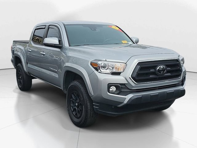 Used 2022 Toyota Tacoma SR5 w/ Technology Package image 1